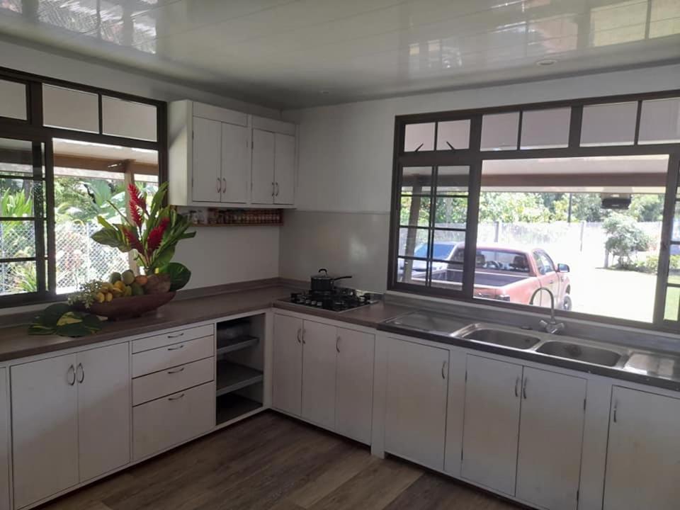 Fare Tetahora Villa Tevaitoa ภายนอก รูปภาพ